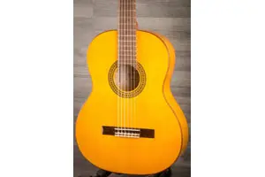 chitarra classica admira triana